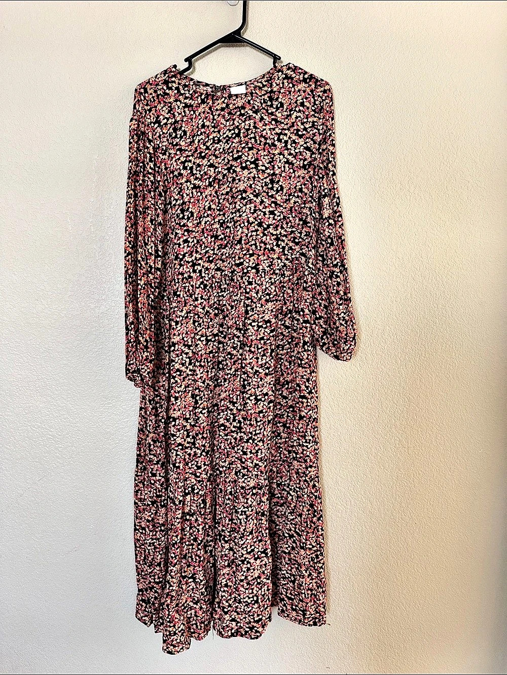 H&M Floral Midi Dress in Black & Pink